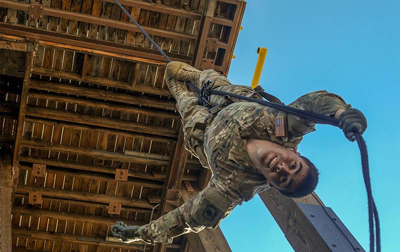 Soldier conducting rappel operations